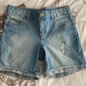 Justice kids size 14 Jean shorts